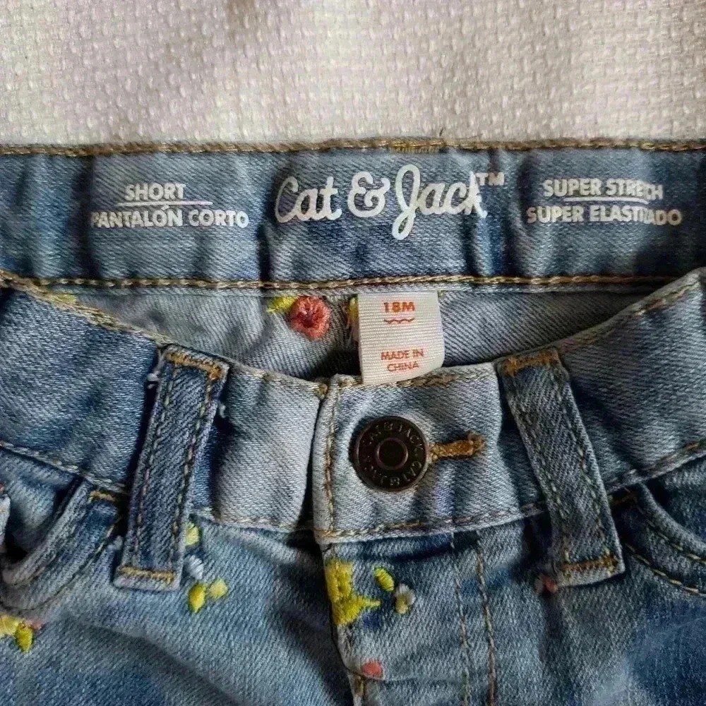 Bundles of 2 Baby Girl's short denim SZ 18MOS - Picture 3 of 6